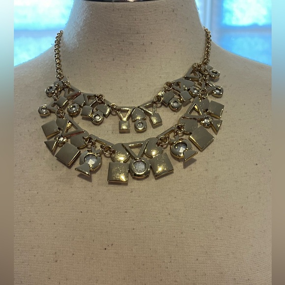 Classic Kate Spade enamel and rhinestone statement necklace - Picture 4 of 8